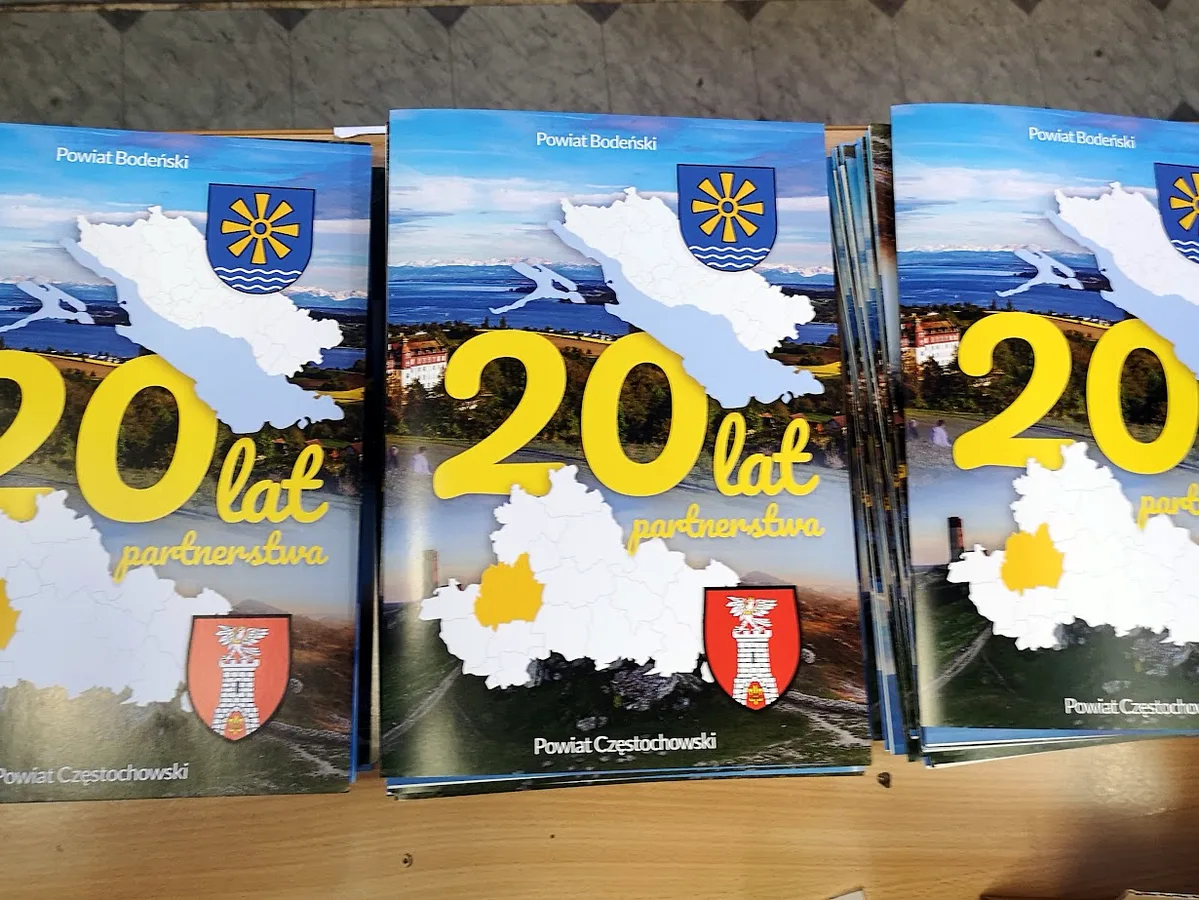 Wydrukowane foldery i ulotki dla samorządu