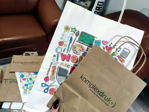 Torby papierowe z nadrukiem – realizacja Komplexdruk